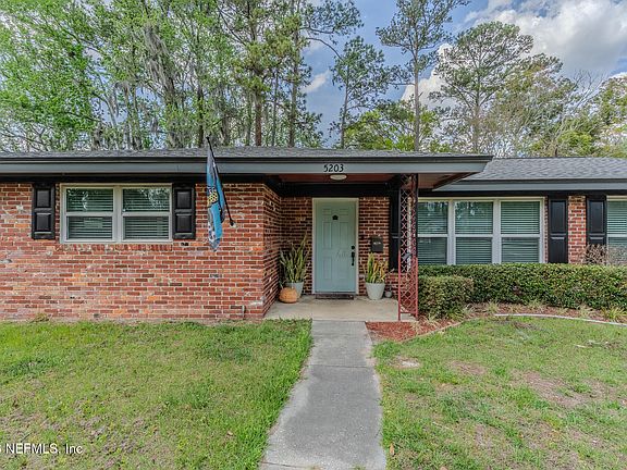 5th image of 5203 CLARENDON Road