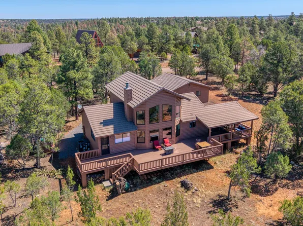 2287 Thunderbird Way, Overgaard, AZ 85933