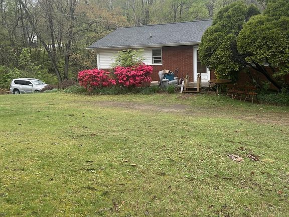 2nd image of 8101 Shady Ln