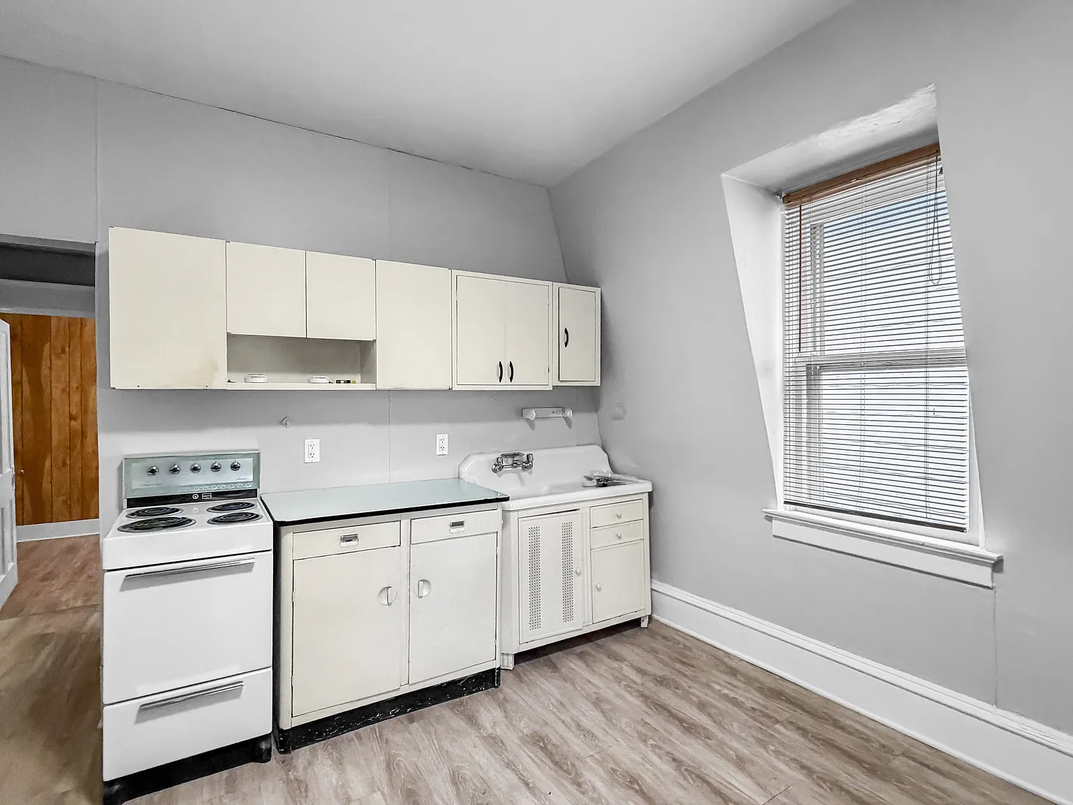 1 bed, 542 sqft, $575 — Photo 4