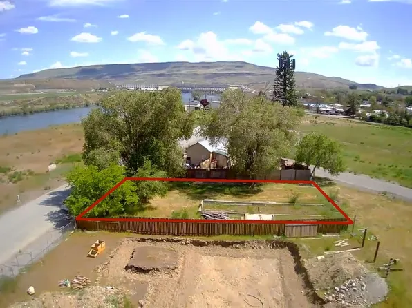 1710 Fairview Avenue, Bridgeport, WA 98813
