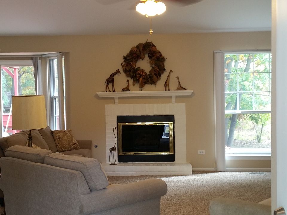 2nd image of 3734 Newport Dr