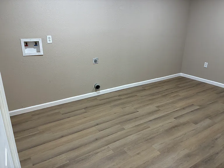 23201 Topo Dr — Photo 22