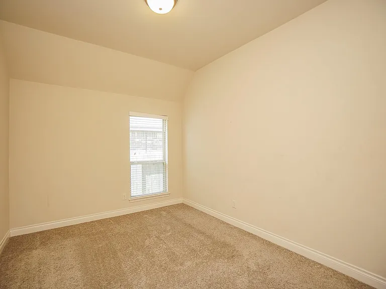 1215 Watercrest Park Ln — Photo 17