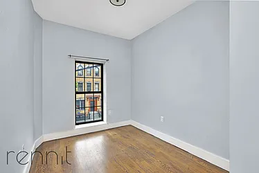 Rented by Rennit Inc.