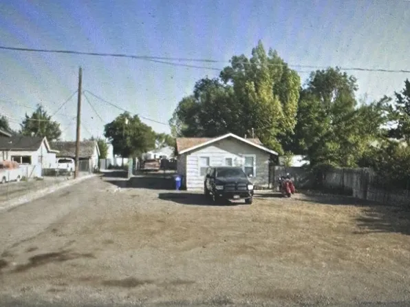 1725 Osterloh Ave, Filer, ID 83301
