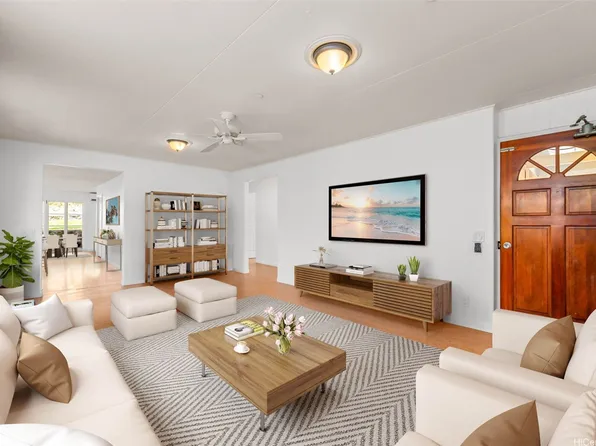 2716 Rooke Ave APT A, Honolulu, HI 96817