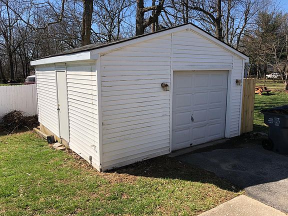 Oversized detached garage