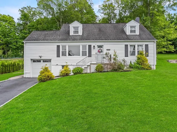 3518 Overlook Avenue, Yorktown Heights, NY 10598