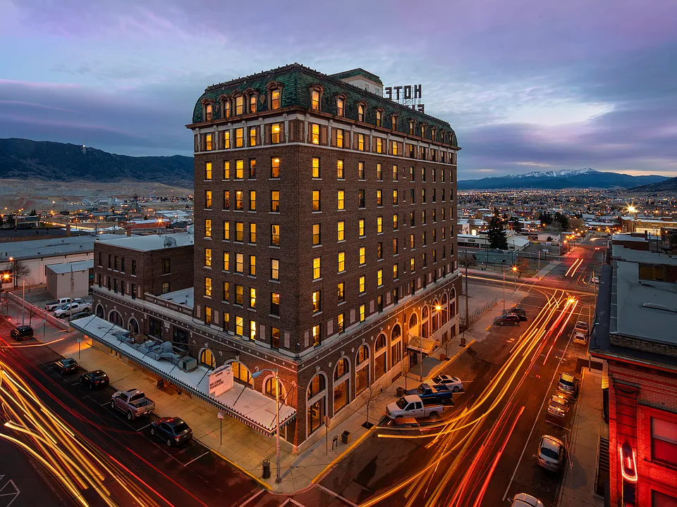 100 E Broadway St #802