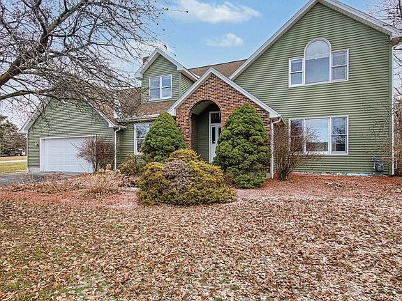 2nd image of 7 Bay View Drive