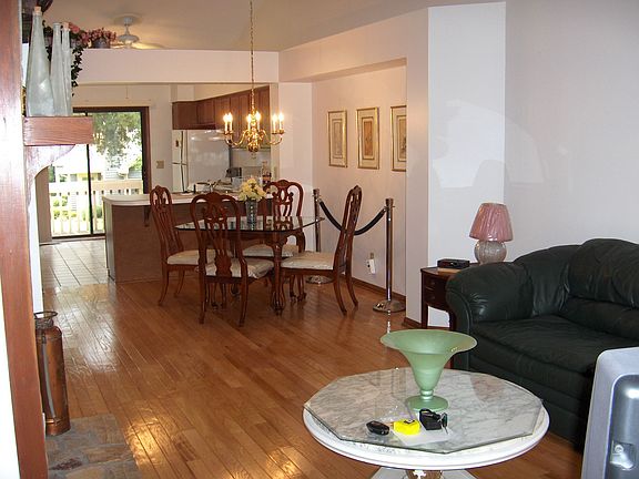 Hardwood floors in LR & DR