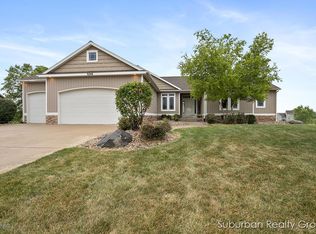 3246 Jamesfield Dr, Hudsonville, MI 49426