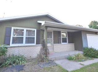 305 N 5th Ave, Albany, WI 53502