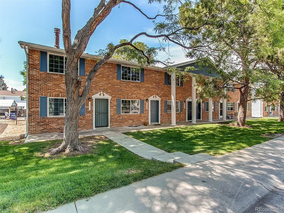 13984 E Utah Cir