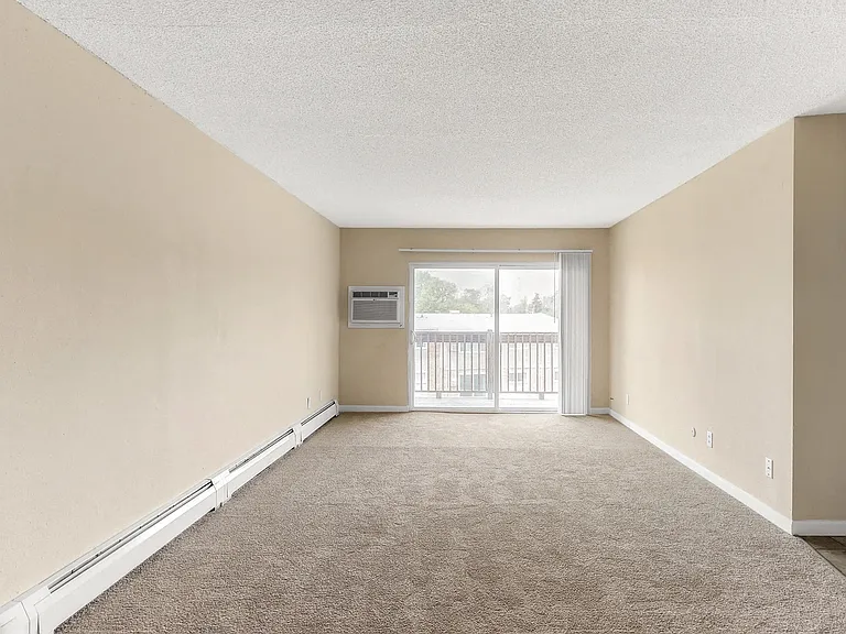 Oak Valley Apartments — Photo 78