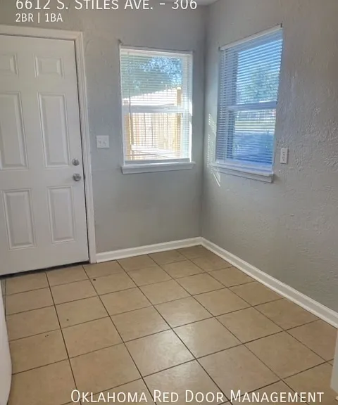 6612 S Stiles Ave #306 — Photo 4