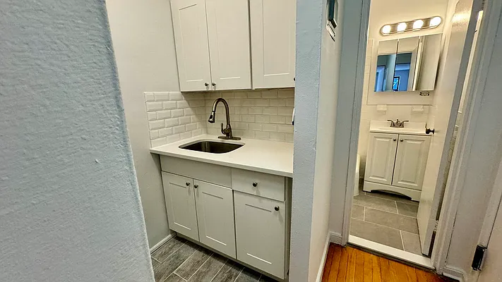 Rented by HOLTON REAL ESTATE INC. | media 5