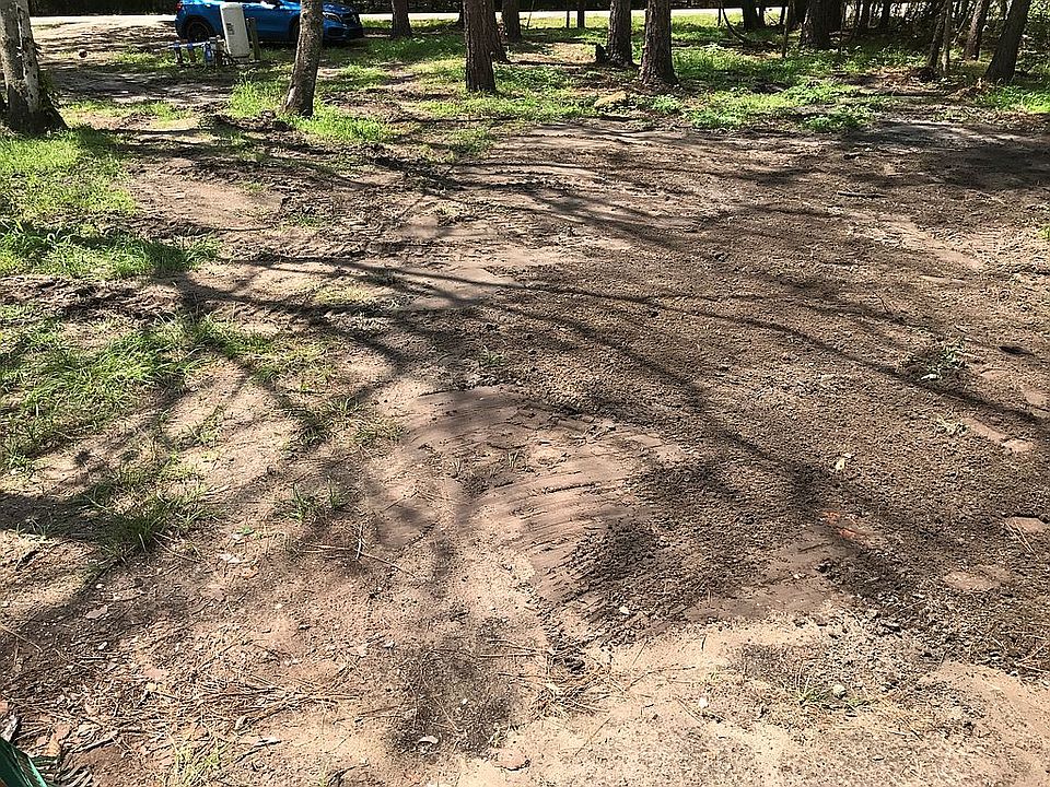 1st image of 1669 Country Woods Dr