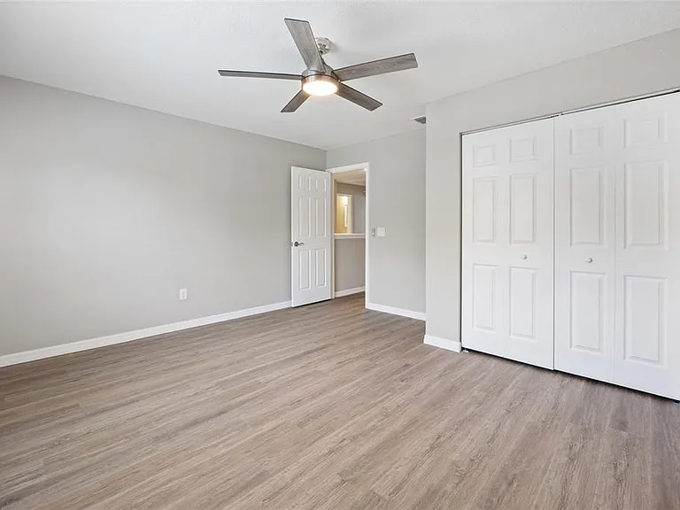 4510 SE 32nd Pl — Photo 23
