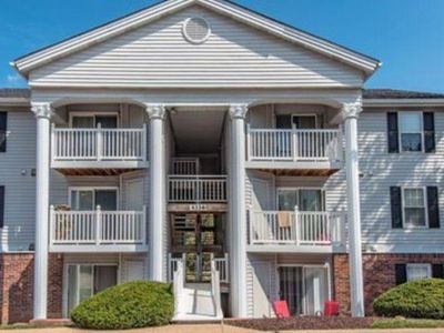 4334 Arrow Tree Dr APT H, Saint Louis, MO, 63128
