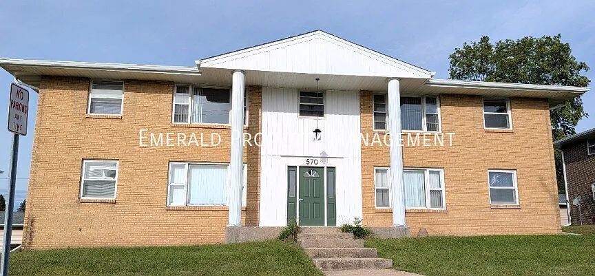 2 bed, $1,350 — Photo 1