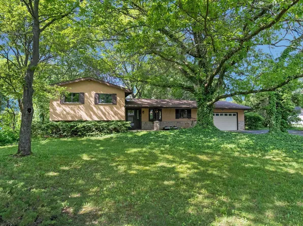 5886 Cummington Pl, Columbus, OH 43213