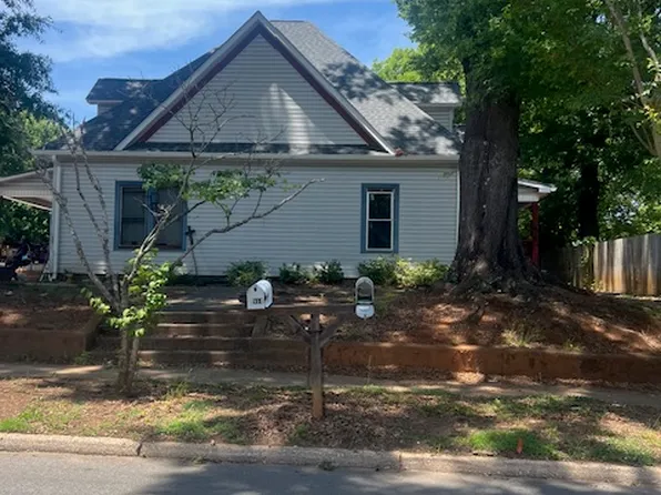 912 W End Ave, Statesville, NC 28677