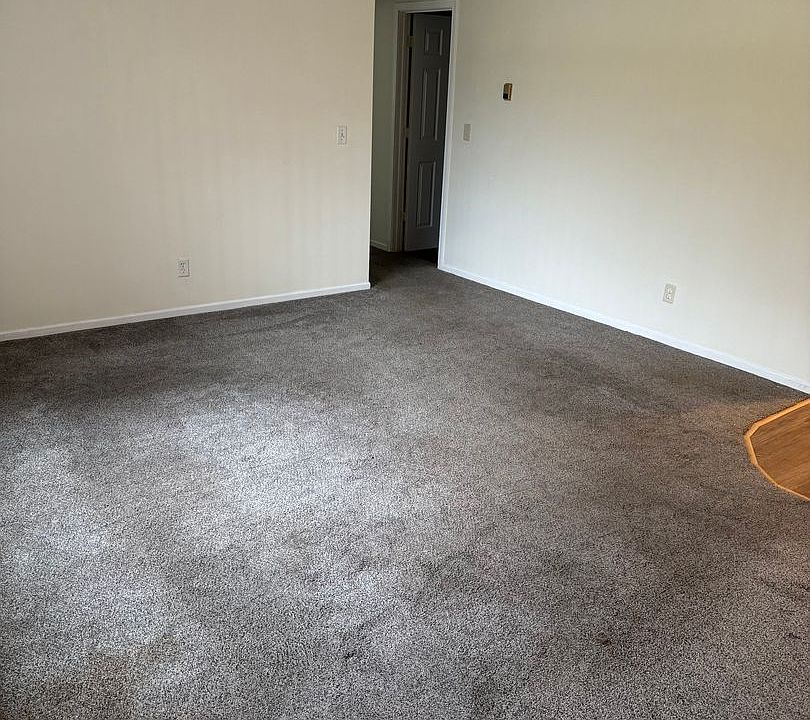 1st image of 3211 E Rosser Ave APT 7