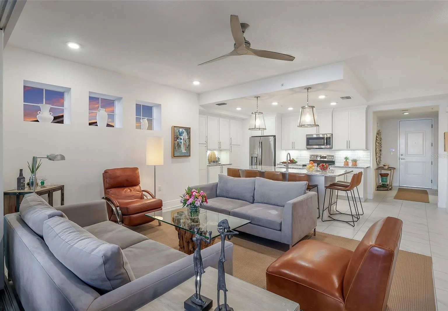 3 bed, 1664 sqft, $5,000 — Photo 4