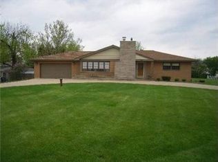534 Hillcrest Dr, Schaumburg, IL