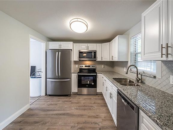 2nd image of 3509 Beechwood Blvd