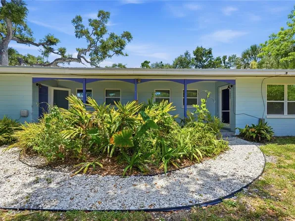 1751 6th St, Sarasota, FL 34236