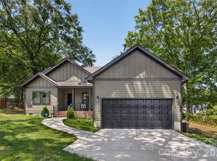 1608 James St, Gastonia, NC 28052