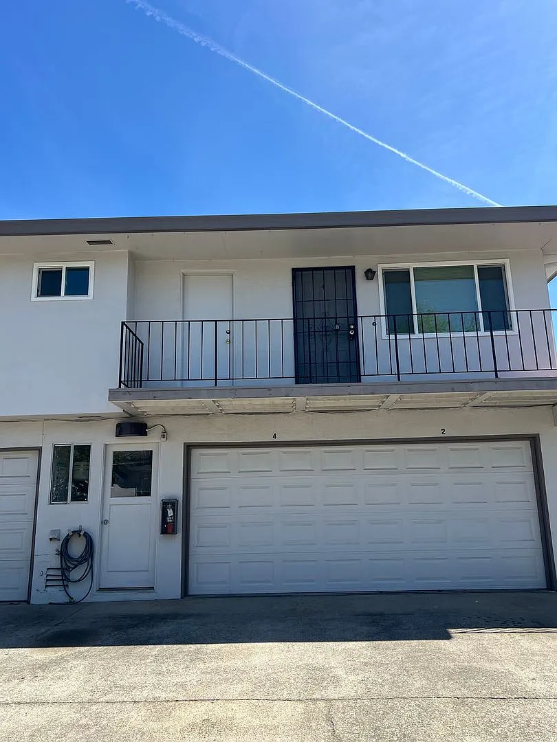 Building Photo - 303 Harding Blvd #4
