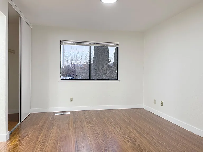 2910 Stevens Ln — Photo 11