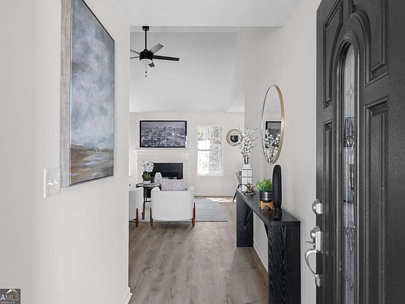 2nd image of 2203 Hidden Creek Dr