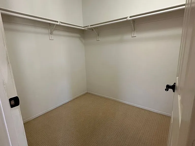 5216 Verenda Ave — Photo 19
