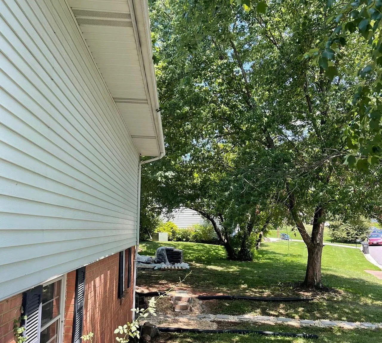 4 bed, 1668 sqft, $4,500 — Photo 3