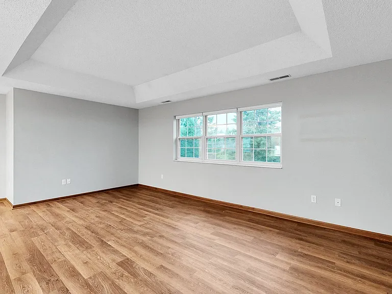 Cedar Pointe Townhomes — Photo 95
