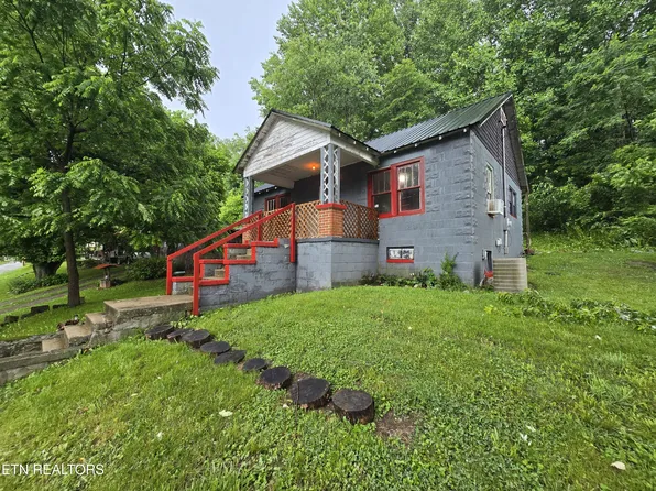 160 Old Fincastle Rd, Rose Hill, VA 24281