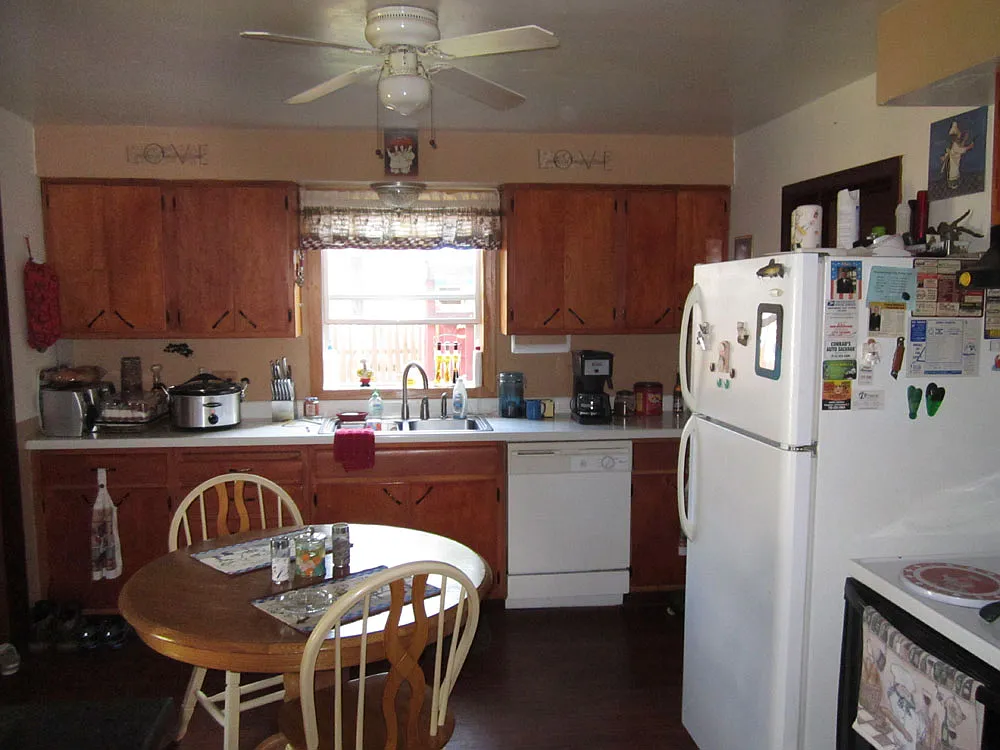 4 bed, 1600 sqft, $1,450 — Photo 2