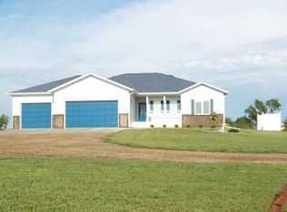 9234 Lincoln Rd, Bismarck, ND 58504