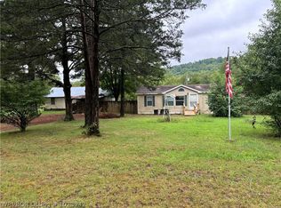 2015 Doyel Rd, Mountainburg, AR 72946