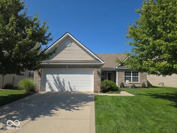 6656 W Deer Hill Dr, McCordsville, IN 46055