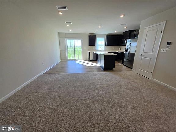 5th image of 2765 Apricot Dr