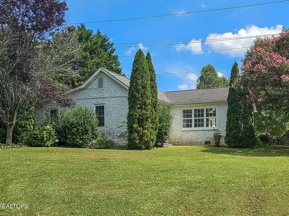 1029 E Race St, Kingston, TN 37763