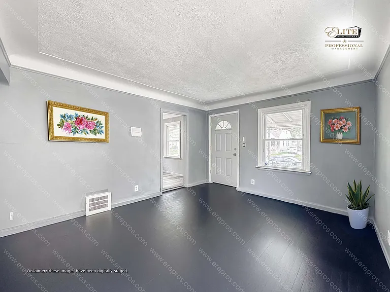 9134 Winthrop St — Photo 3