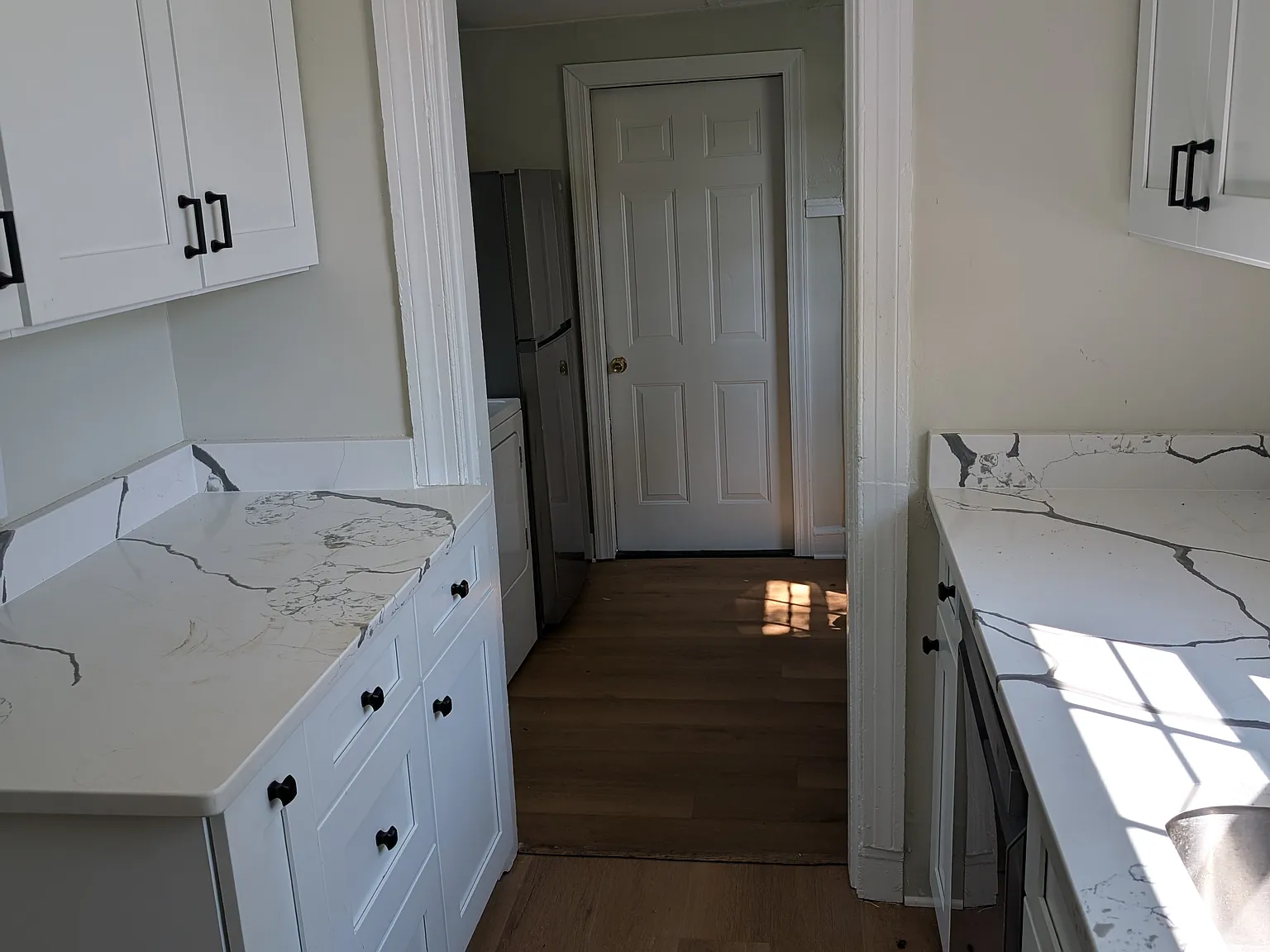 2 bed, 756 sqft, $1,550 — Photo 3