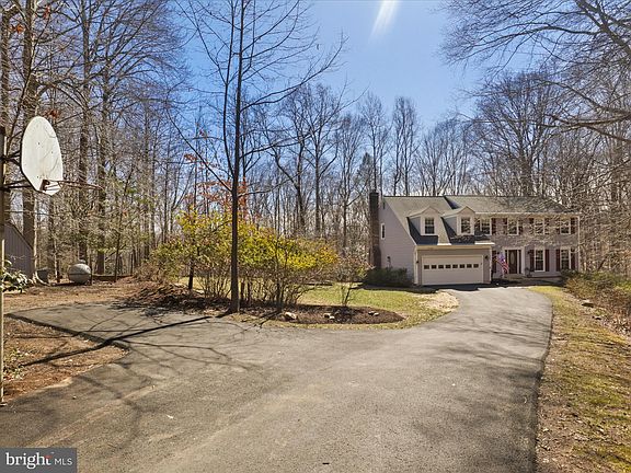 3rd image of 11984 Beaver Mill Ln